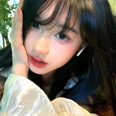在江边